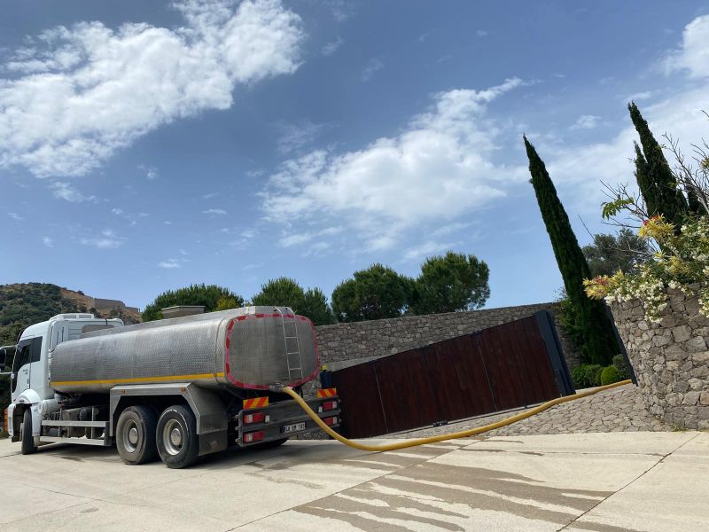 Bodrum’da Su Kesintisine Karşı Tanker Su Çözümü: EmirSu Grup Bodrum’da Su Kesintisine Karşı Tanker Su Çözümü: EmirSu Grup